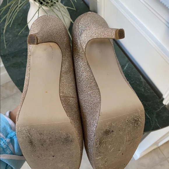 Gold Heels - Picture 3 of 5
